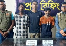 যশোর শহরে ফের সক্রিয় কিশোর গ্যাং, ডিবির অভিযানে তিনজন আটক