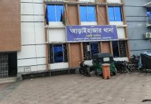 যাত্রী ভেবে পুলিশের টহল গাড়িতে ডাকাতদের হামলা, মুহূর্তে পাল্টা প্রতিরোধ