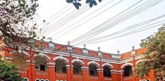 নির্বাচন সামনে রেখে যশোর কালেক্টরেট চত্বরে ঘোরাঘুরি ও টিকটক নিষিদ্ধ